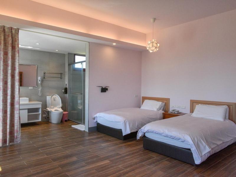 First Shanhai Hotel Toucheng Exterior photo